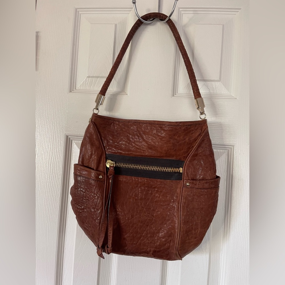 Tre Vero Brown Leather bag pre owned in Excellent Condition!